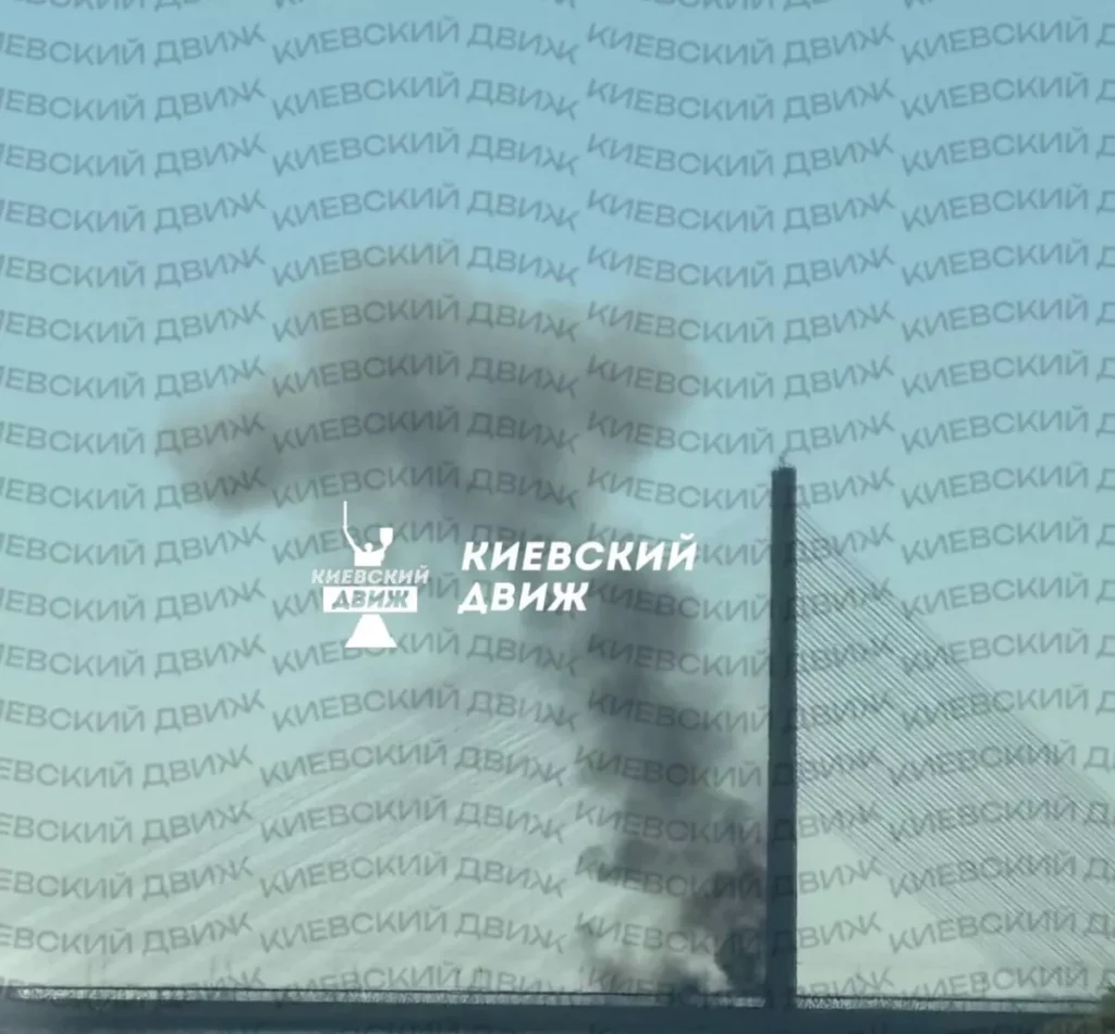 Атака БпЛА на Південний міст у Києві: відео та подробиці